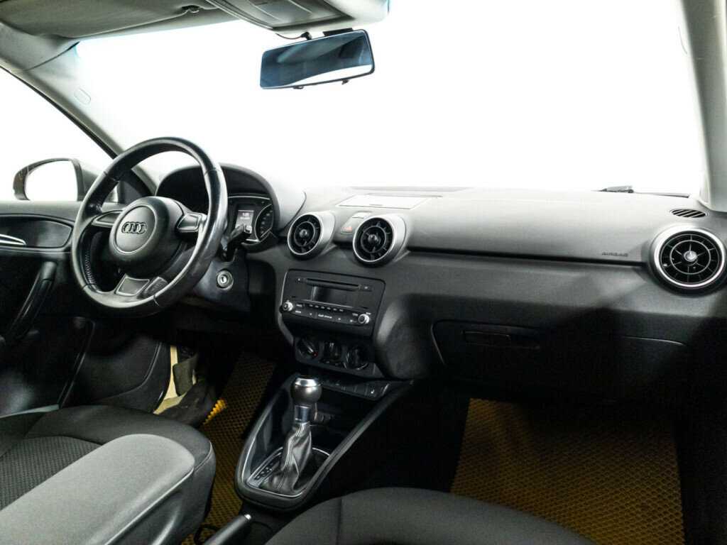 Audi A1 Sportback, 2012 Фото №9