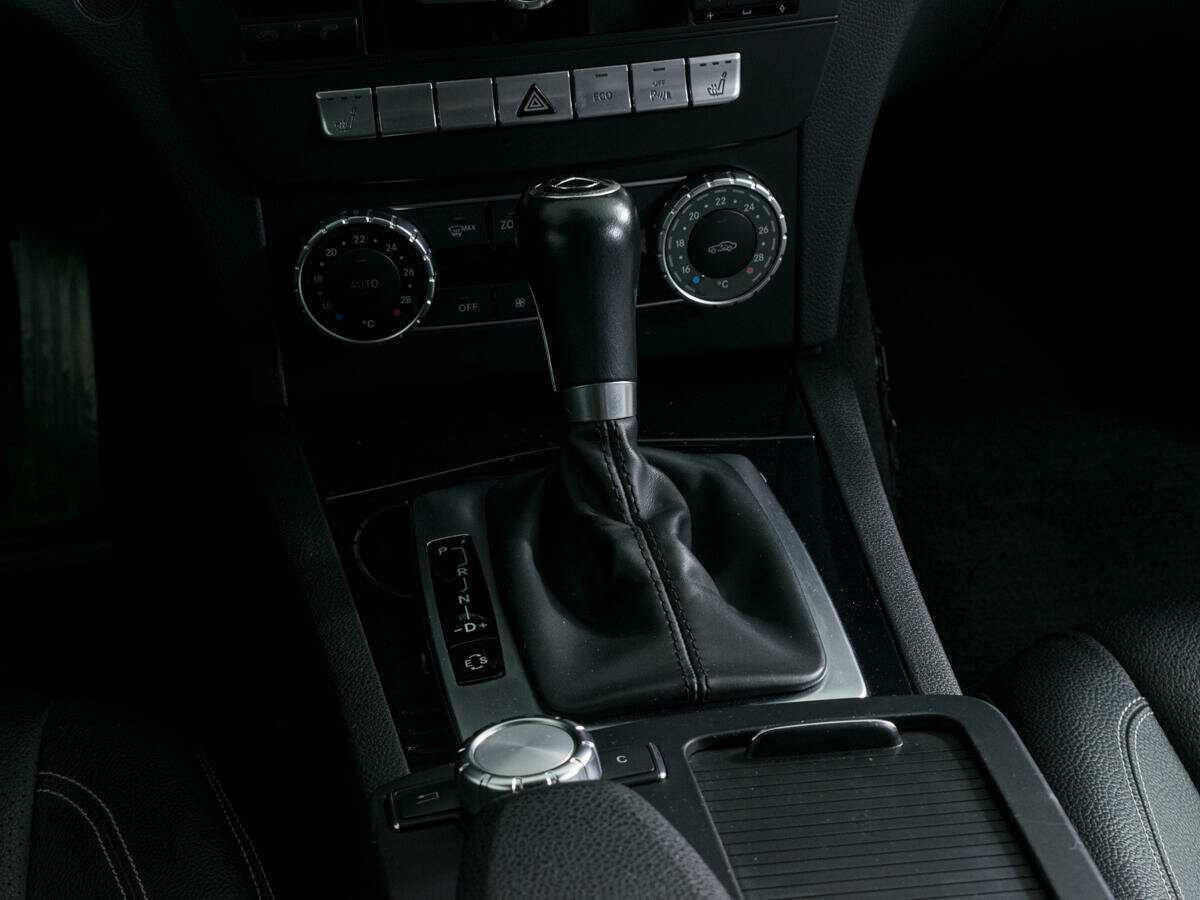 Mercedes-Benz C-Класс 180, 2014 Фото №14