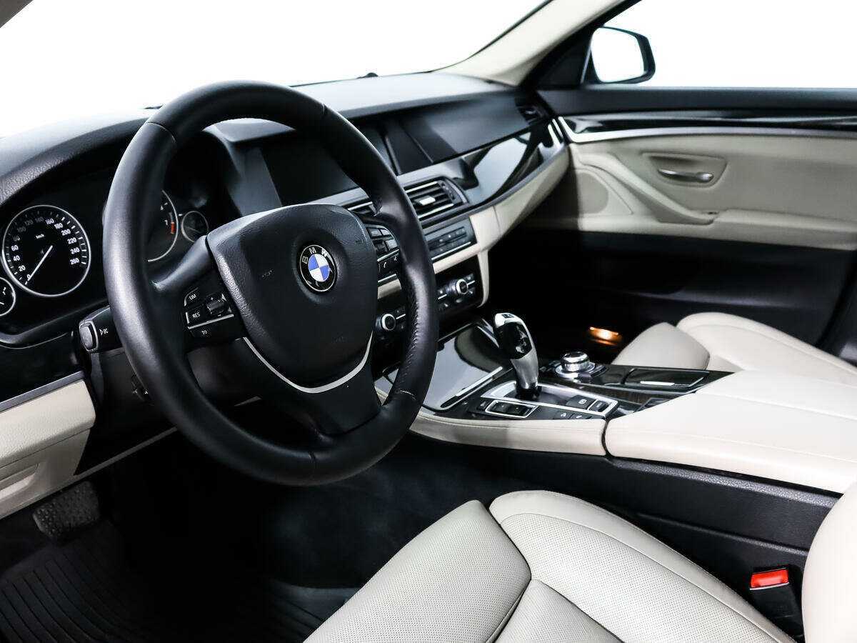BMW 5 серии 528i xDrive, 2012 - 132 915 км. | Фото №8