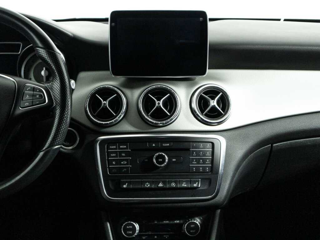 Mercedes-Benz CLA 200, 2015 Фото №14
