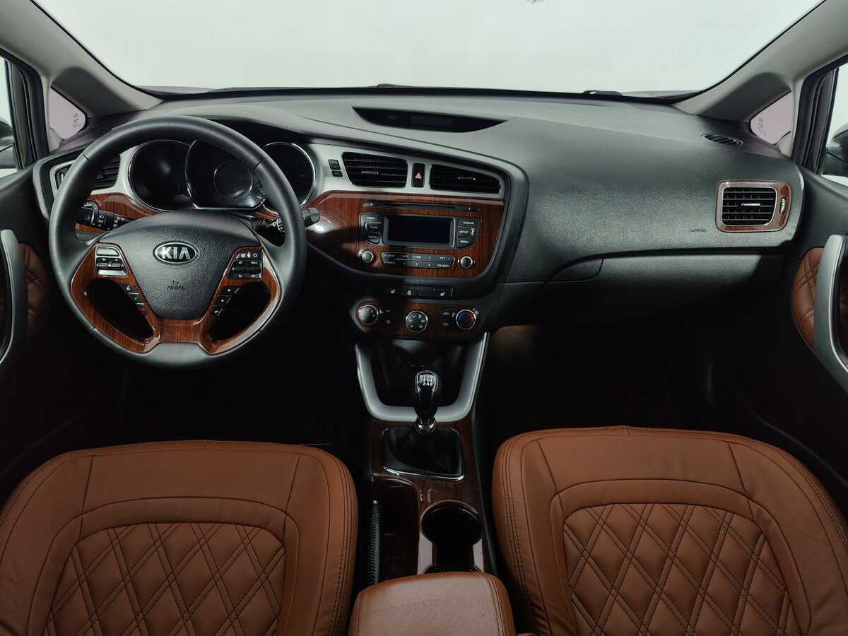 Kia Ceed, 2014 Фото №11