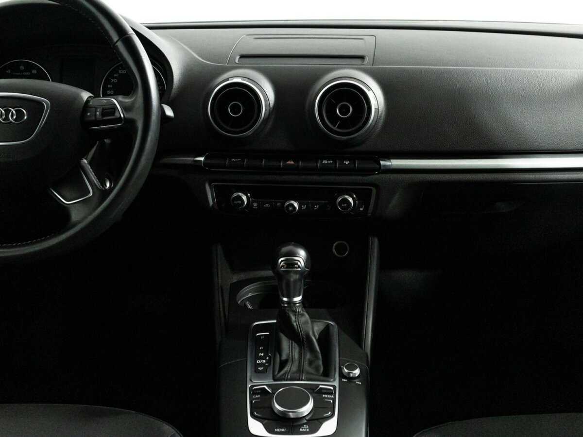 Audi A3, 2015 Фото №14