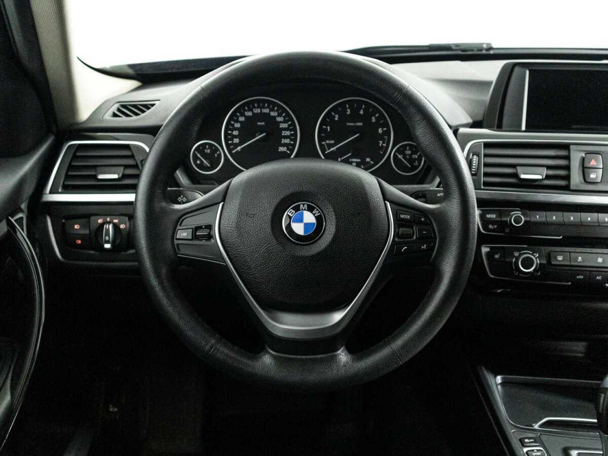 BMW 3 серии 320i xDrive, 2018 Фото №19