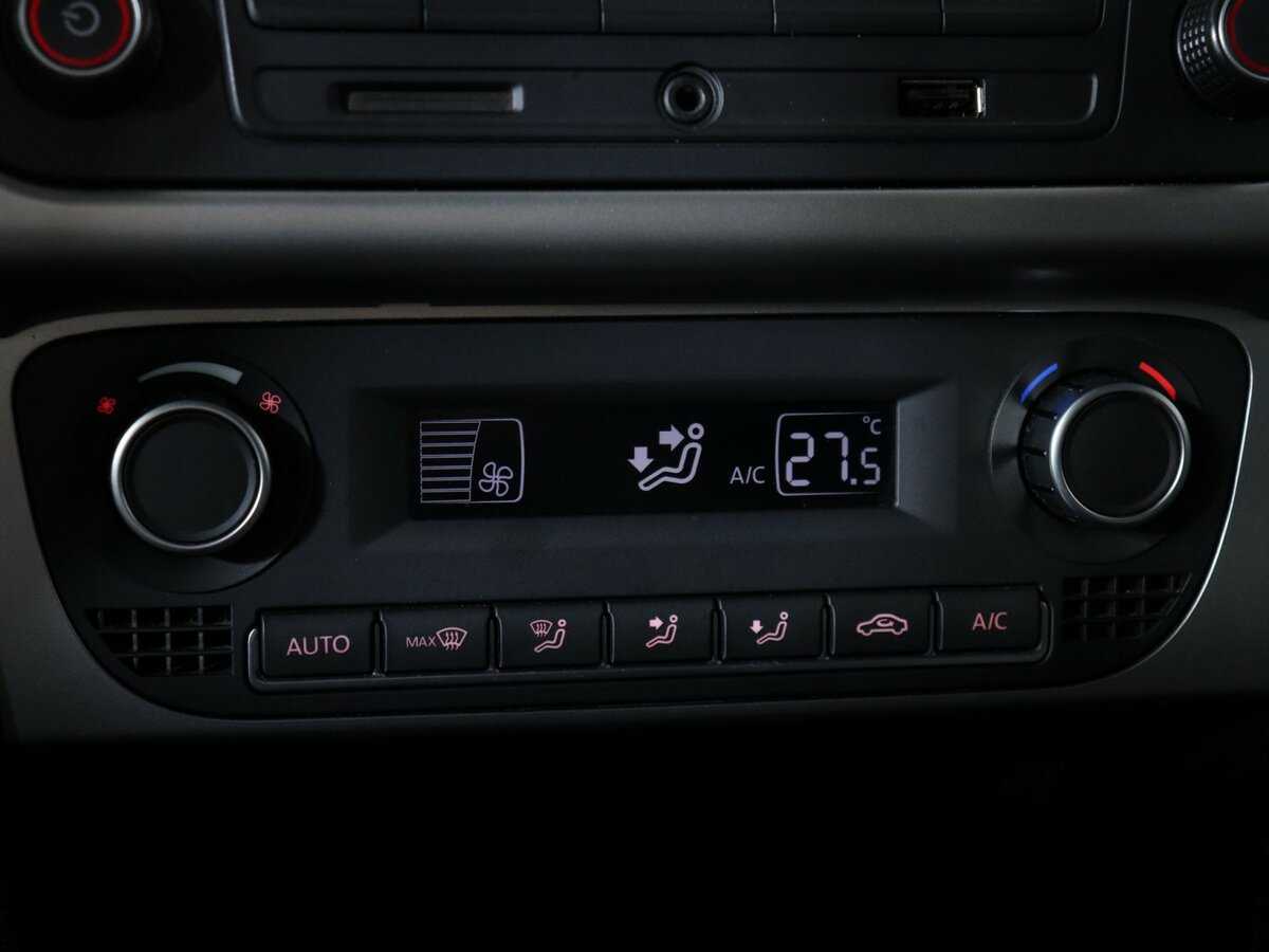 Volkswagen Polo, 2018 Фото №16