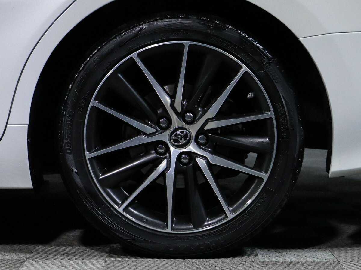 Toyota Camry, 2019 Фото №12