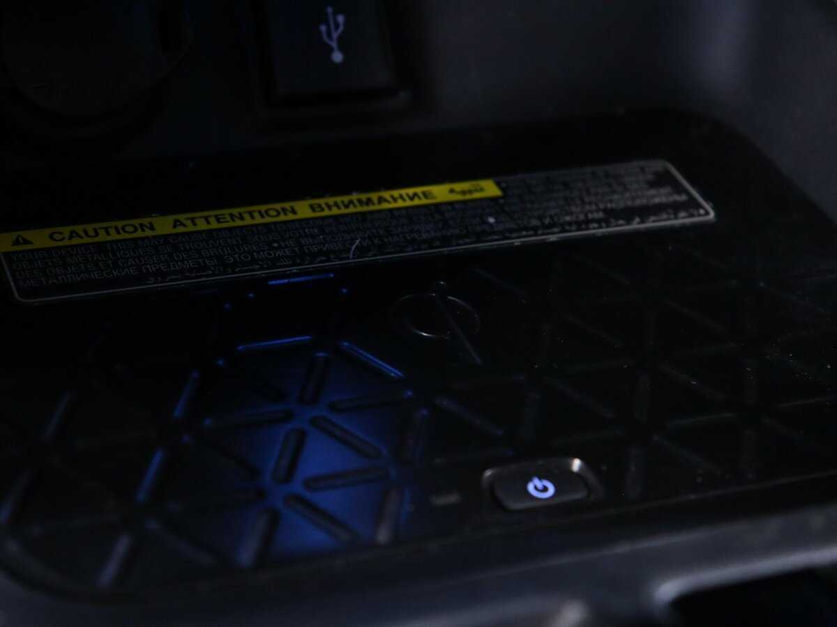 Toyota RAV4, 2021 Фото №20