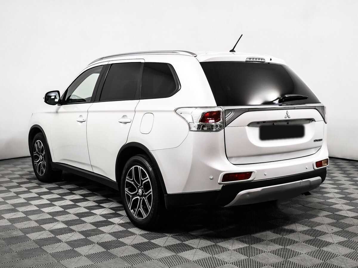 Mitsubishi Outlander, 2015 Фото №7