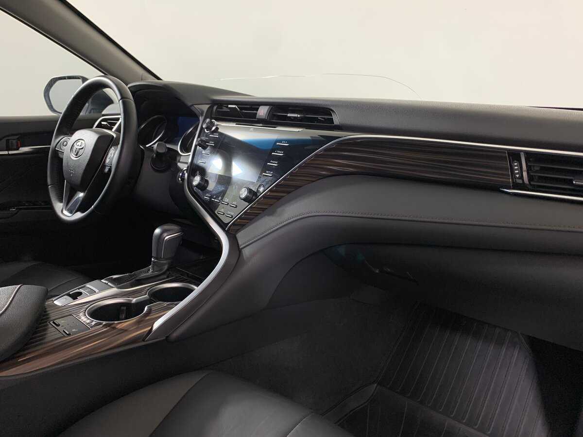 Toyota Camry, 2020 Фото №14
