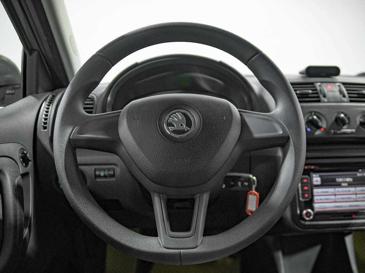 Skoda Fabia, 2013 Фото №8