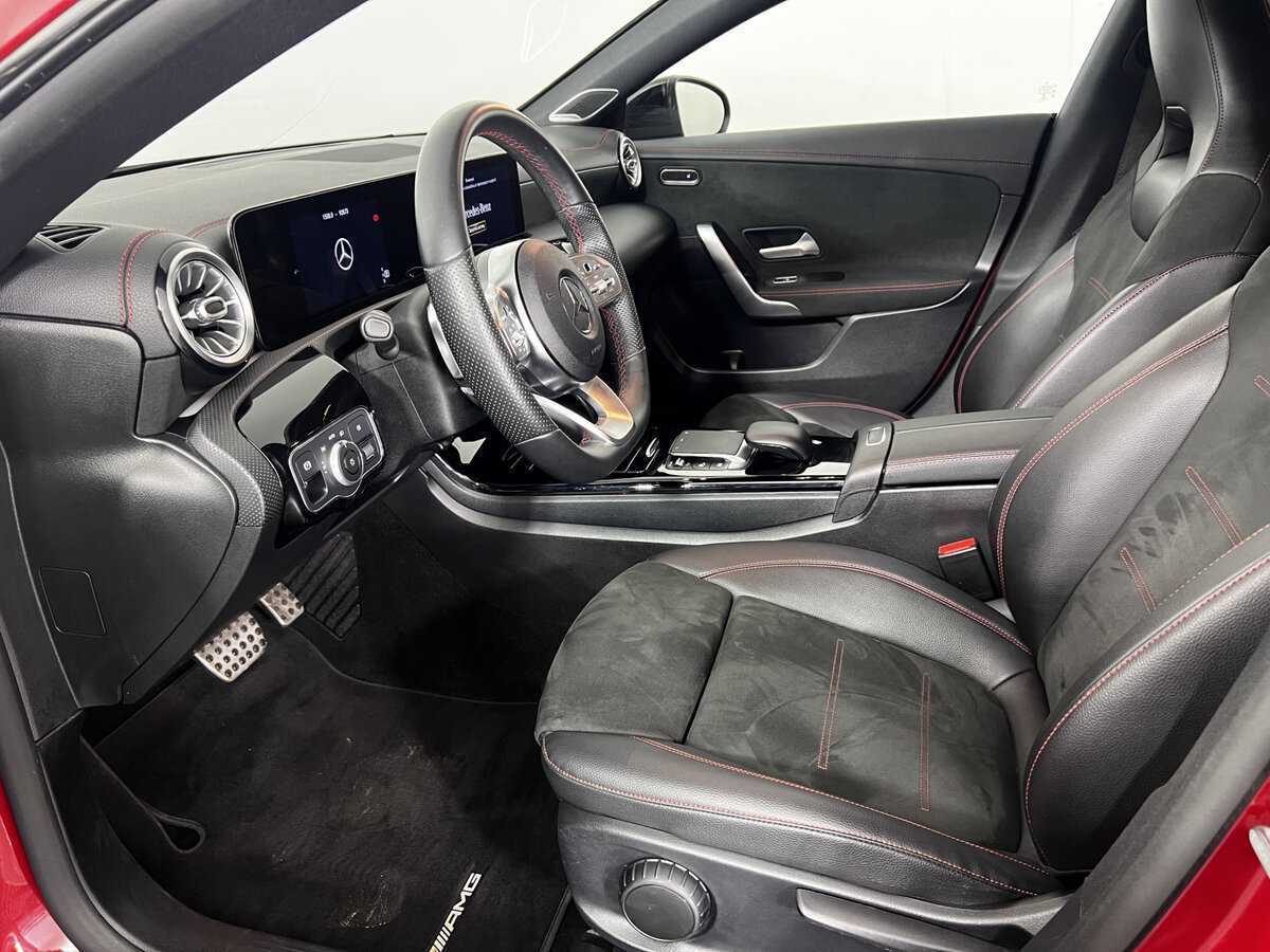 Mercedes-Benz CLA 200, 2020 Фото №14