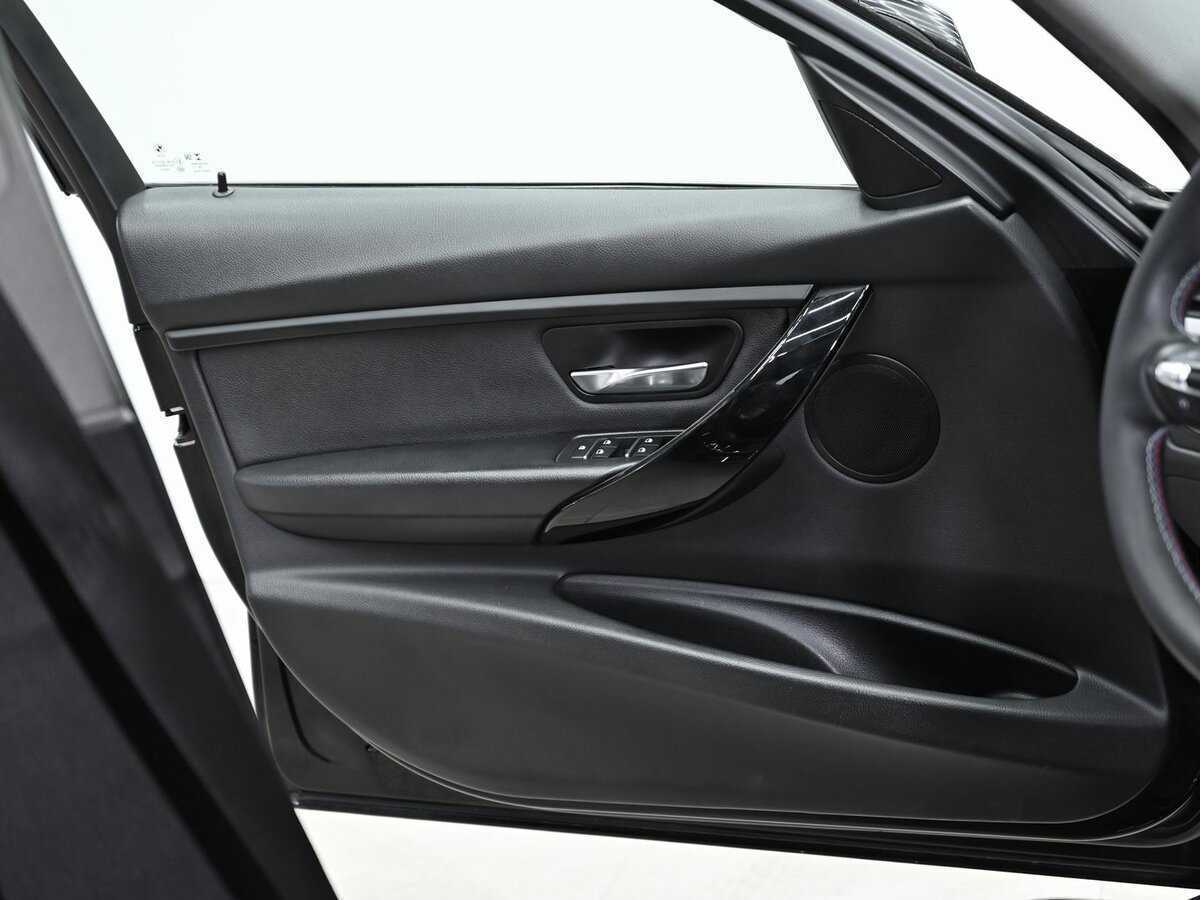 BMW 3 серии 318i, 2017 - 155 000 км. | Фото №6