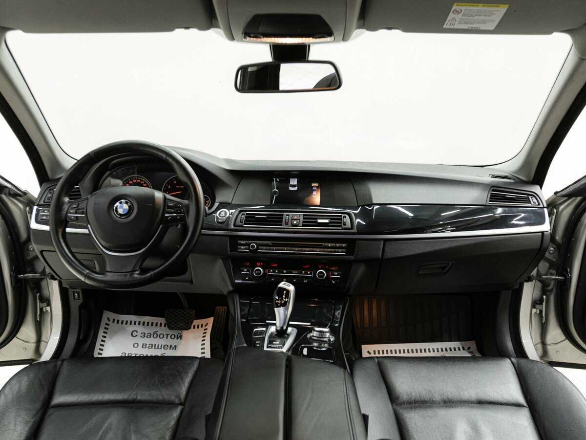 BMW 5 серии 528i, 2012 Фото №10