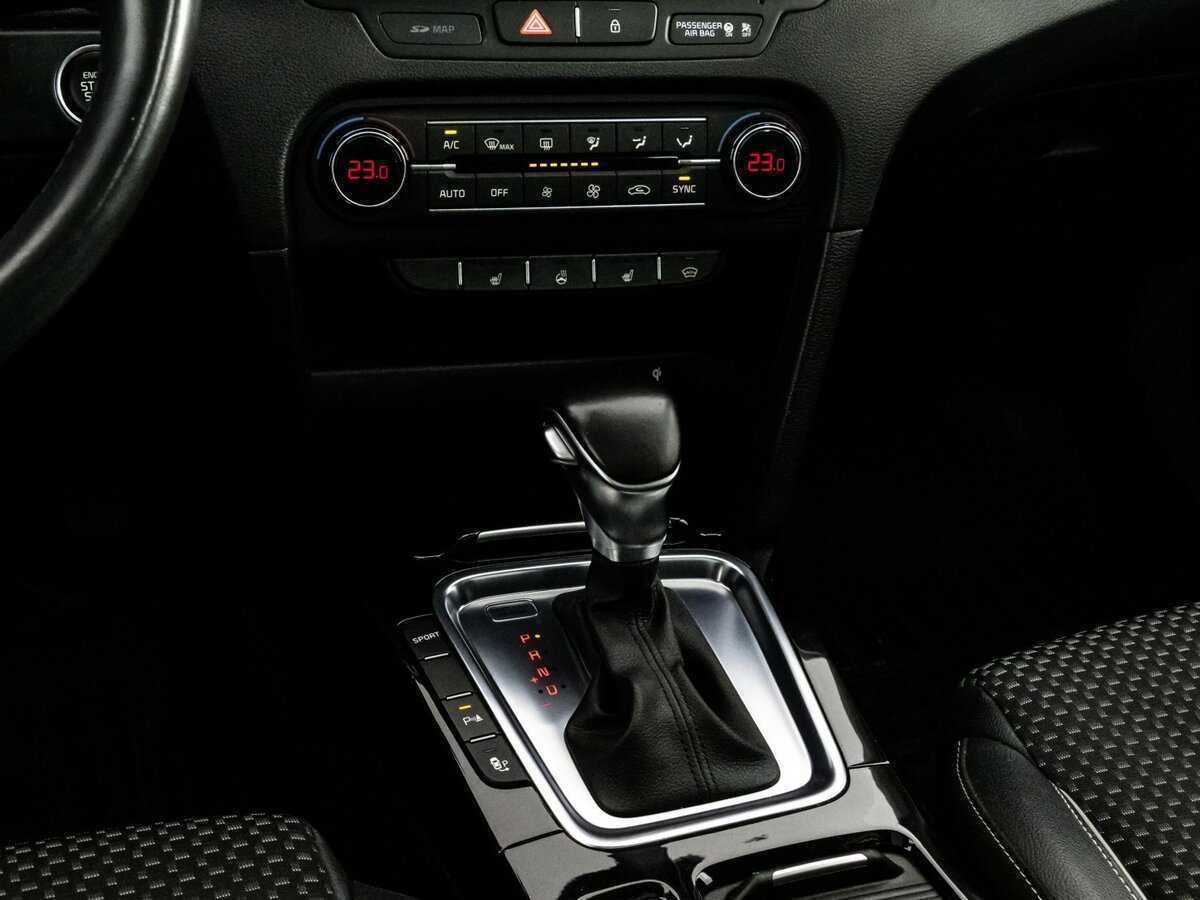 Kia Ceed, 2018 Фото №12