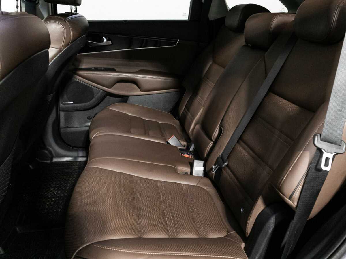 Kia Sorento, 2018 Фото №11