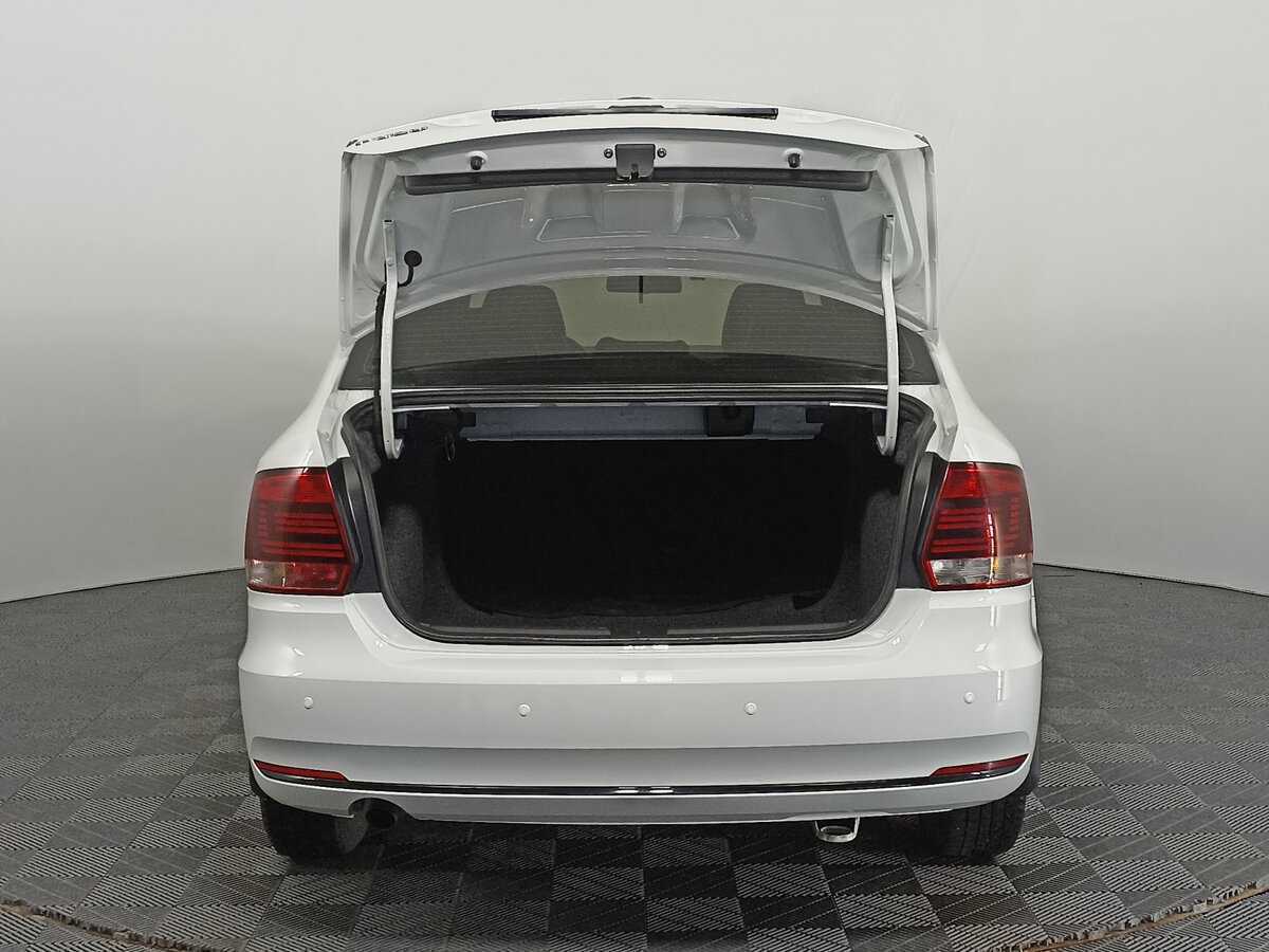 Volkswagen Polo, 2020 Фото №10