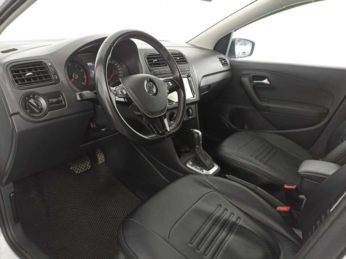 Volkswagen Polo, 2020 Фото №16