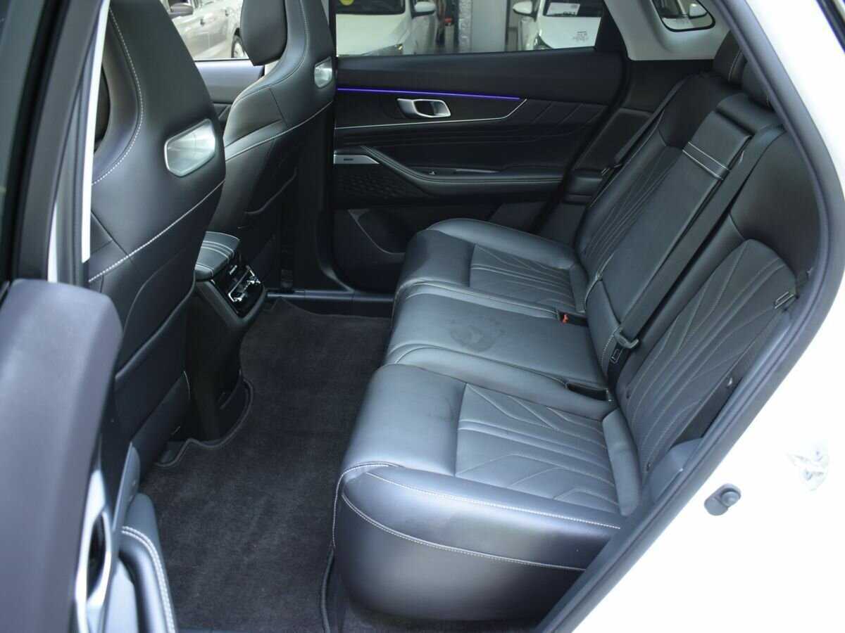 Changan UNI-K, 2023 Фото №20