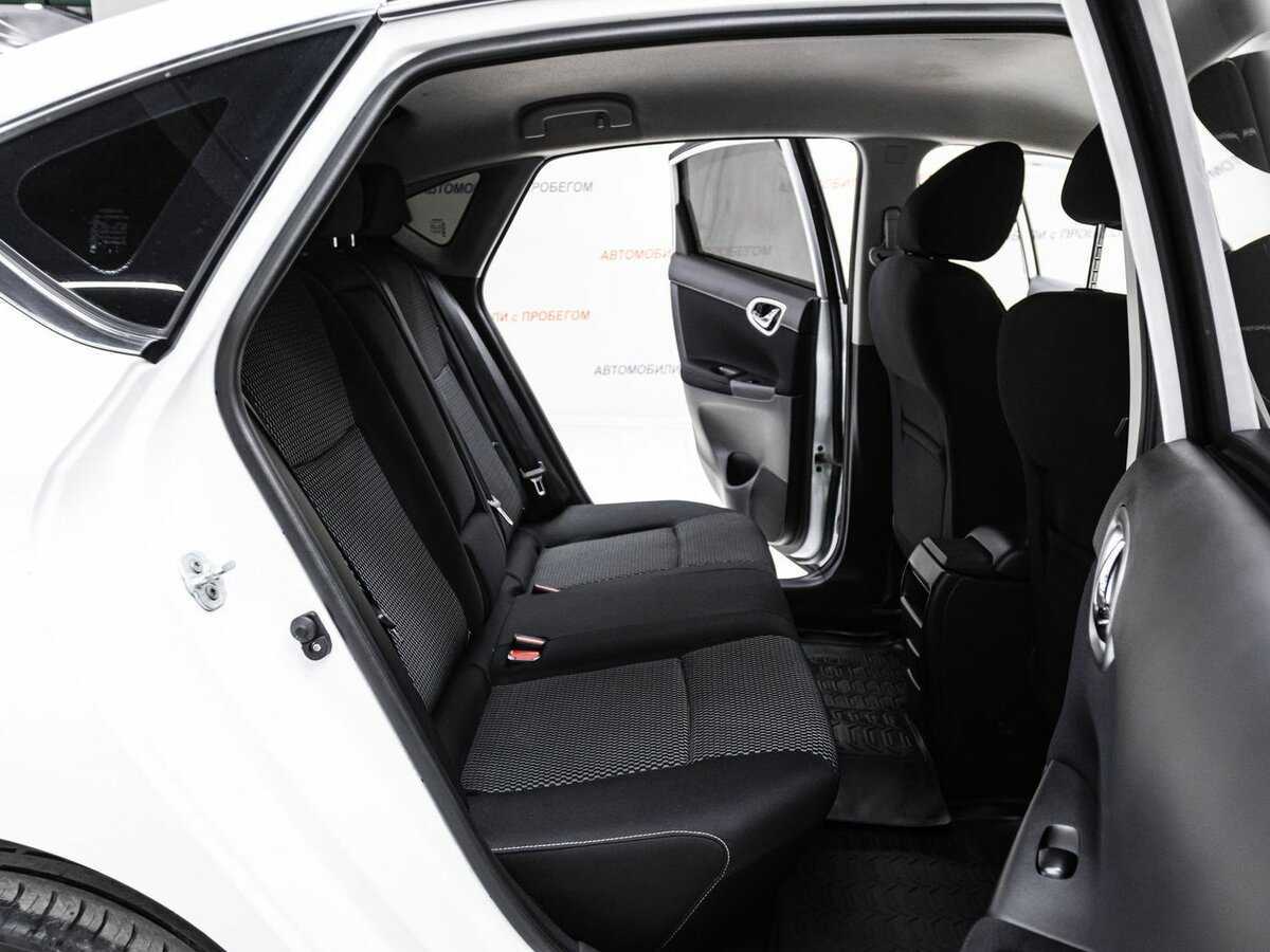 Nissan Sentra, 2016 Фото №16