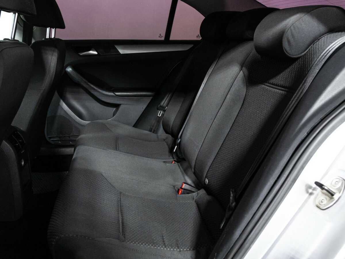 Volkswagen Jetta, 2012 Фото №10