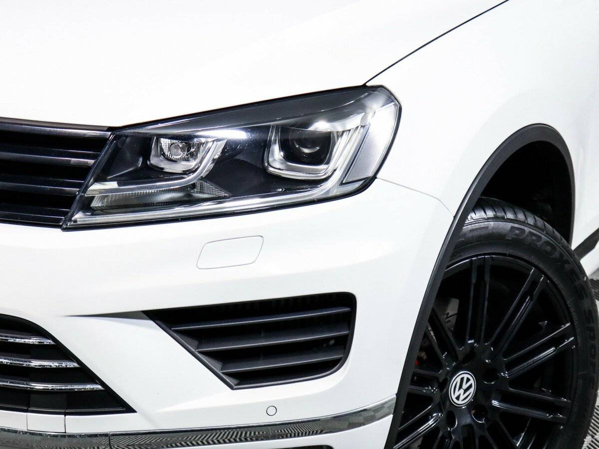 Volkswagen Touareg, 2015 Фото №15