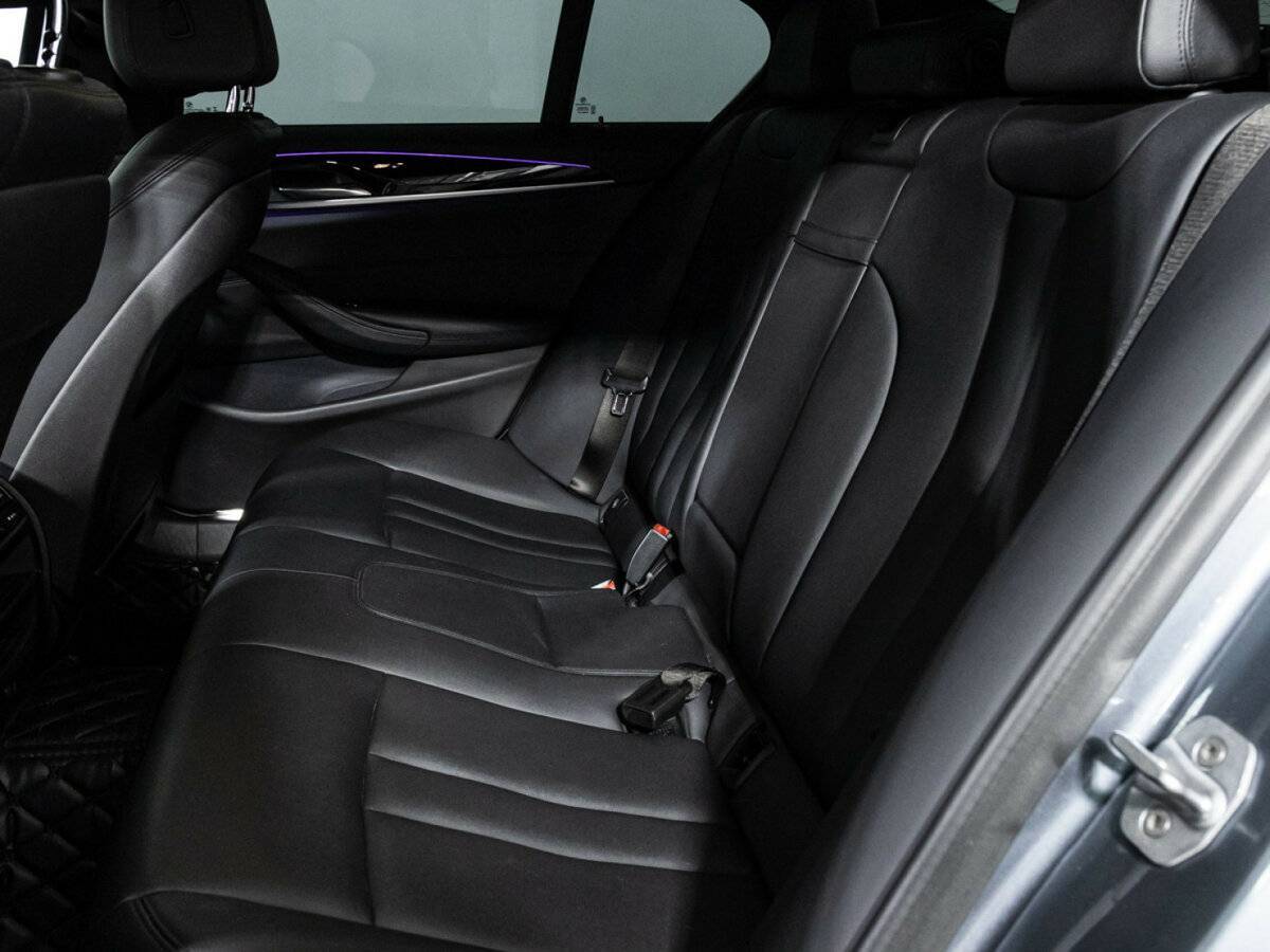 BMW 5 серии 520i, 2017 Фото №10