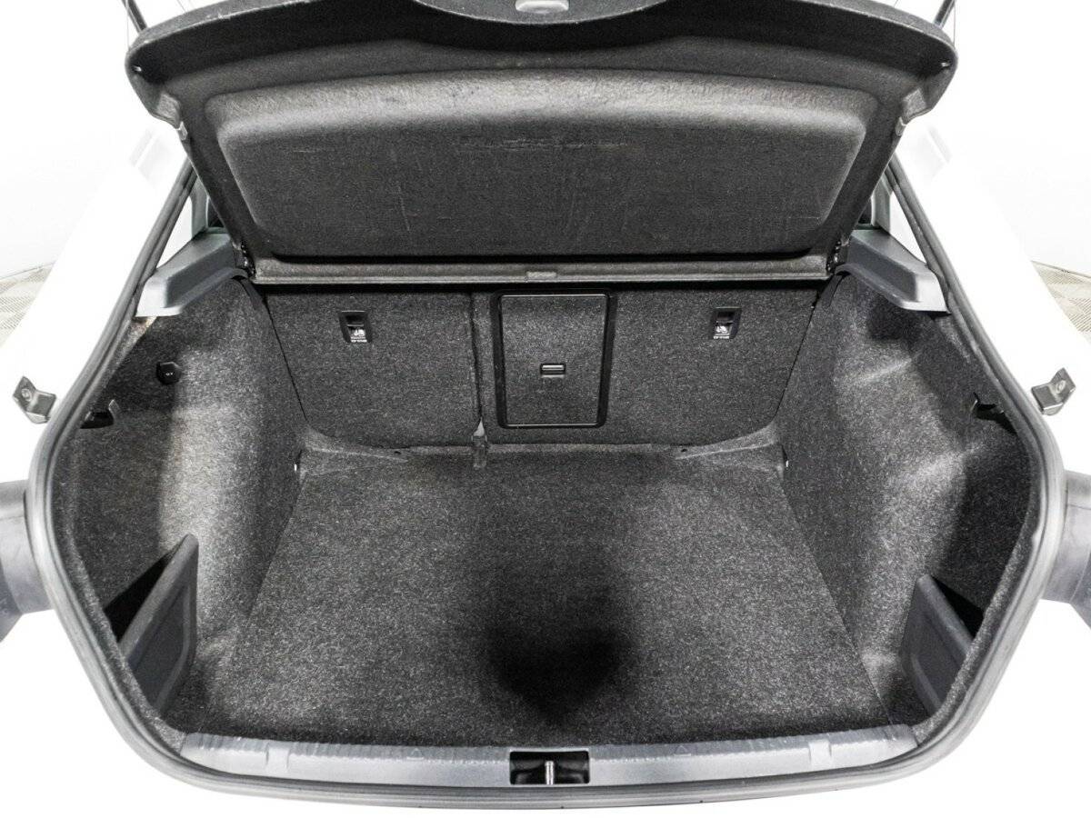 Skoda Rapid, 2020 Фото №15