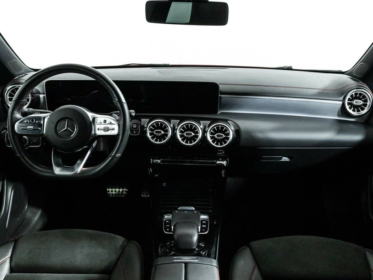 Mercedes-Benz CLA 200, 2019 Фото №13