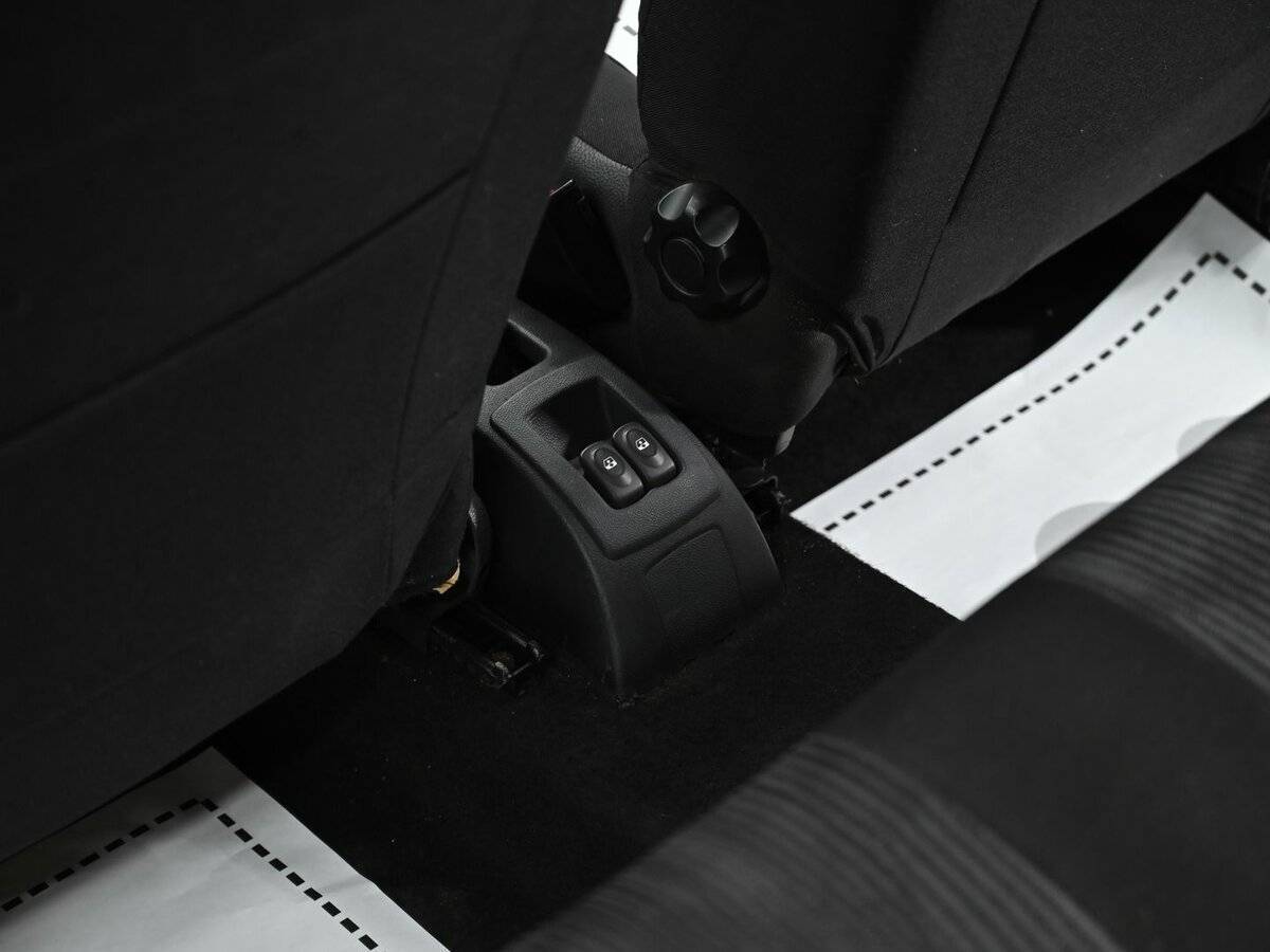 Renault Logan, 2013 Фото №14