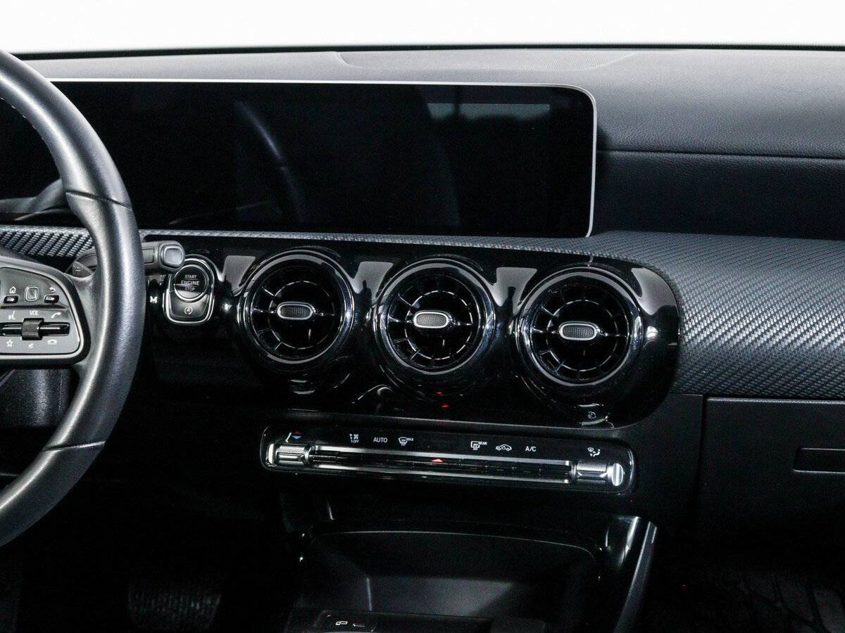 Mercedes-Benz A-Класс 200, 2020 Фото №10