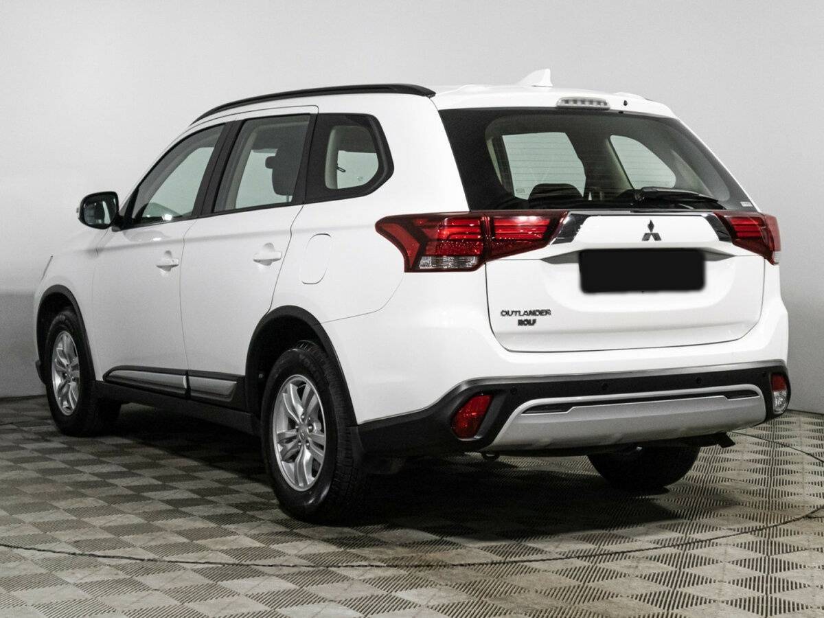 Mitsubishi Outlander, 2022 - 52 500 км. | Фото №7