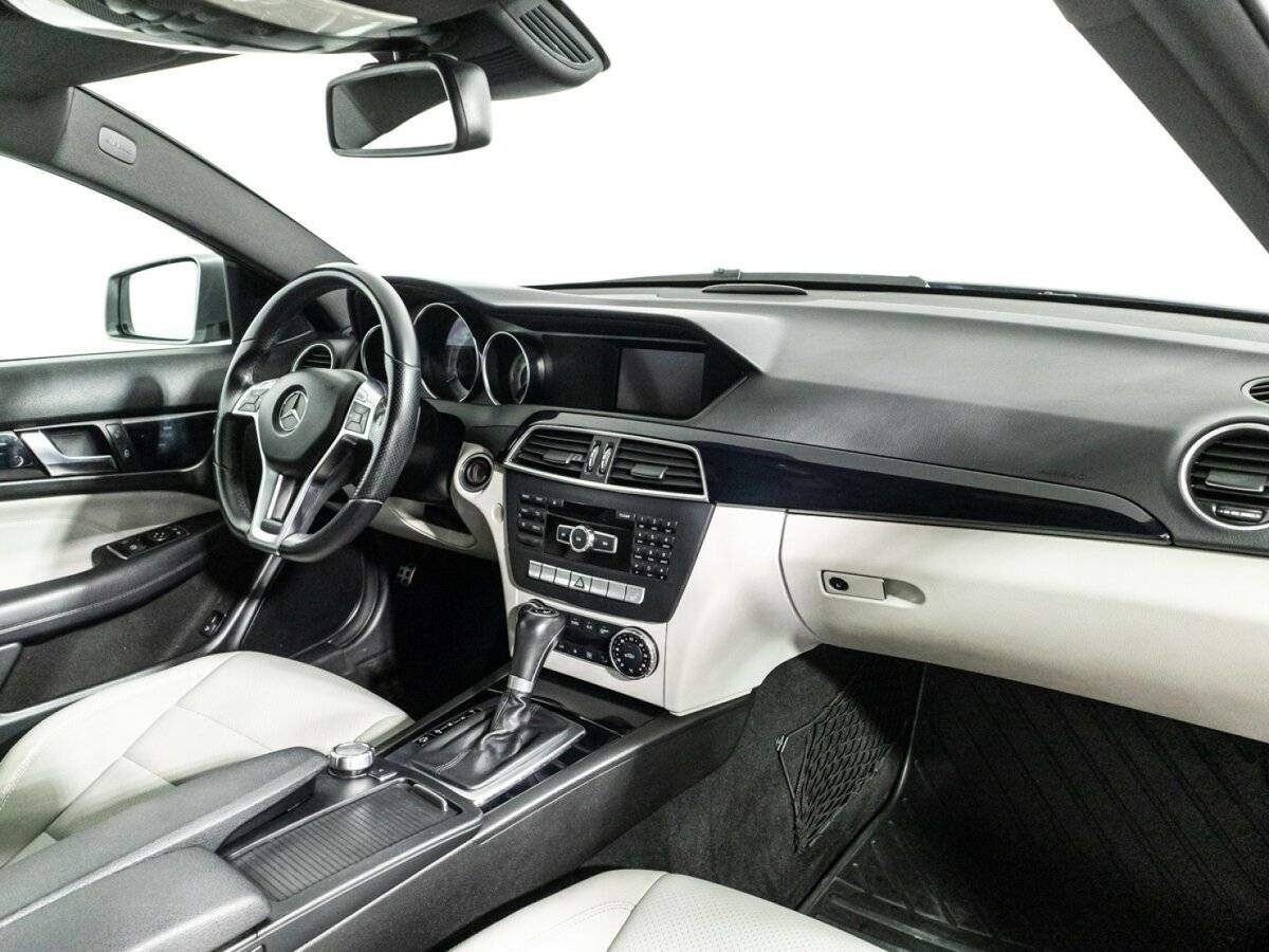 Mercedes-Benz C-Класс 180, 2012 Фото №9