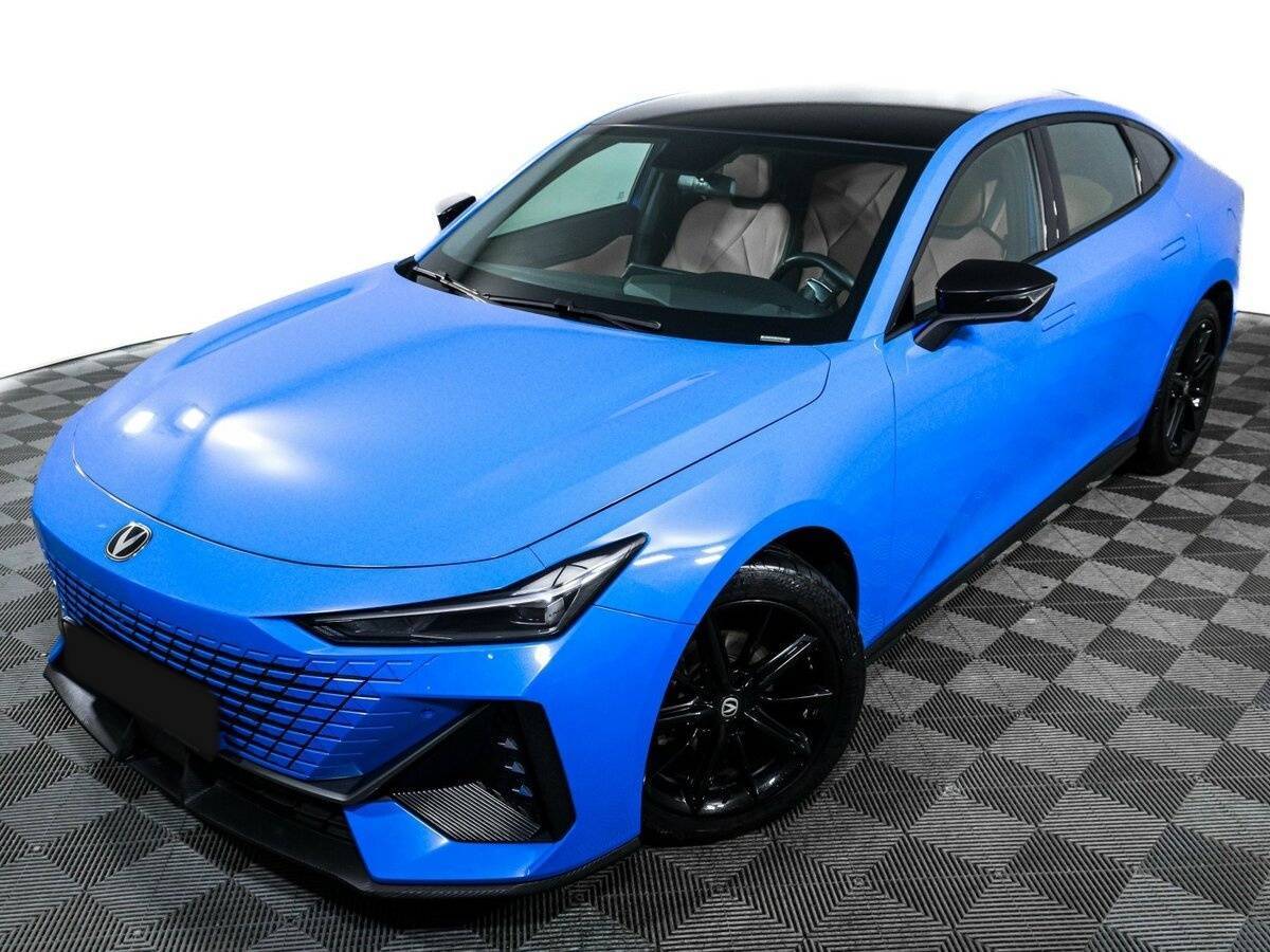 Changan UNI-V, 2022 Фото №13