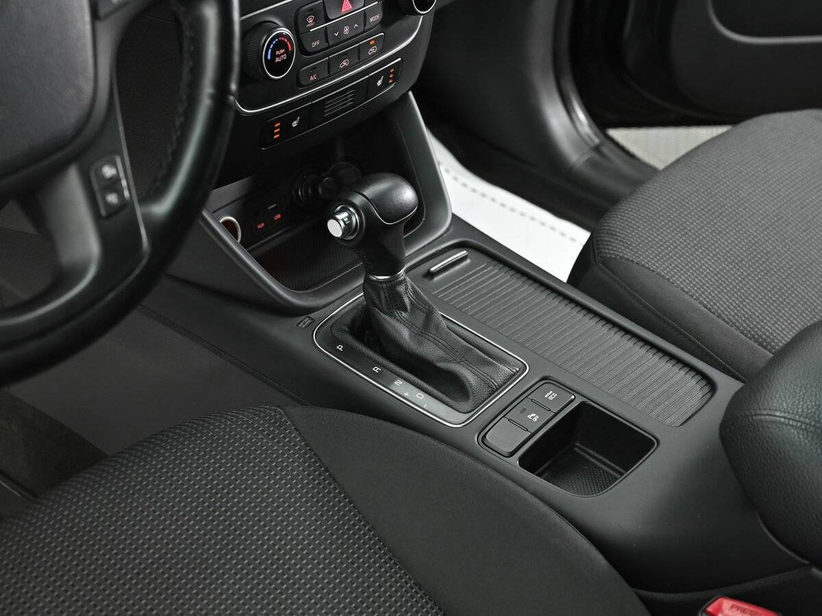 Kia Sorento, 2015 Фото №13