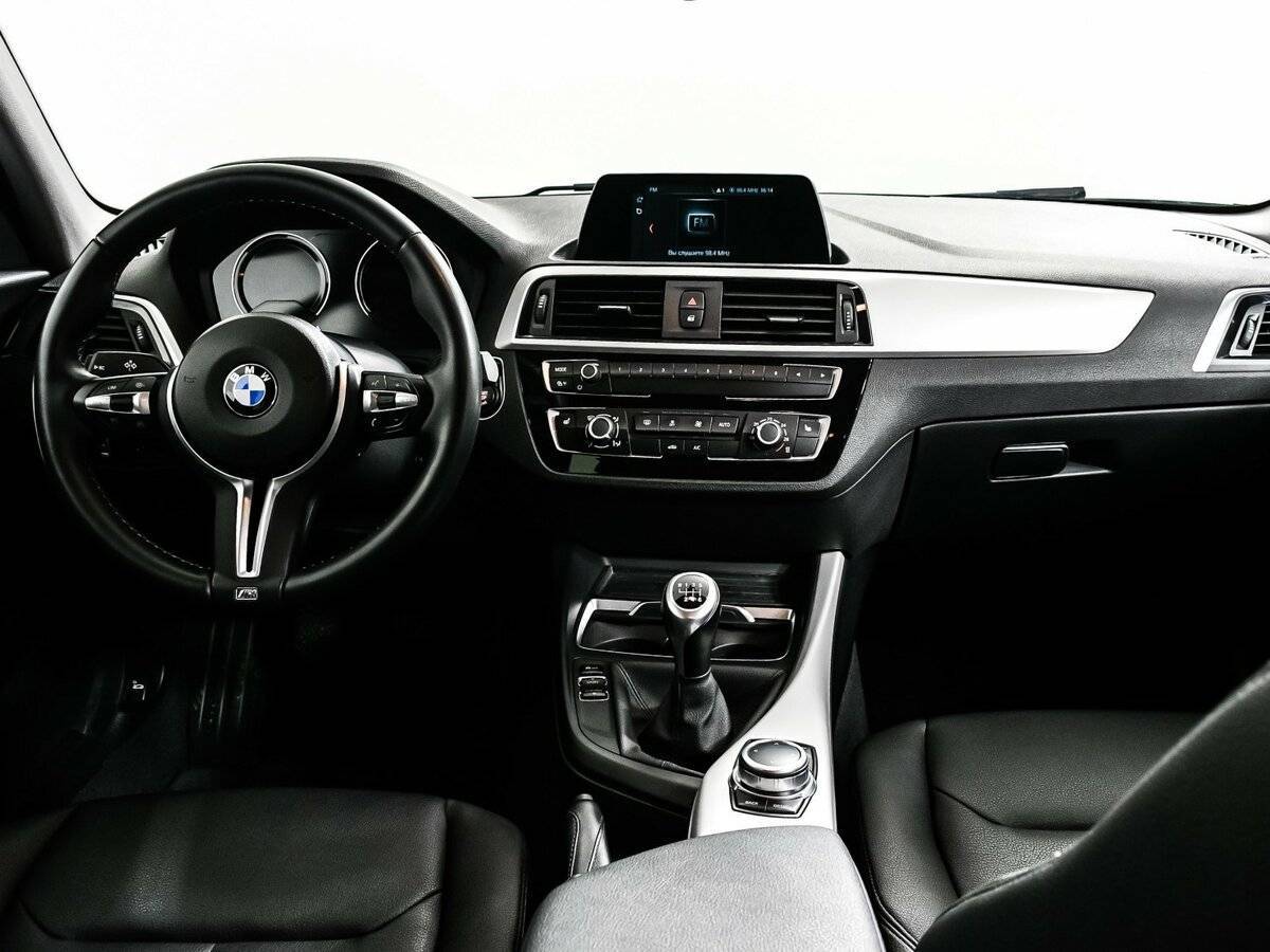 BMW 1 серии 118i, 2018 Фото №11