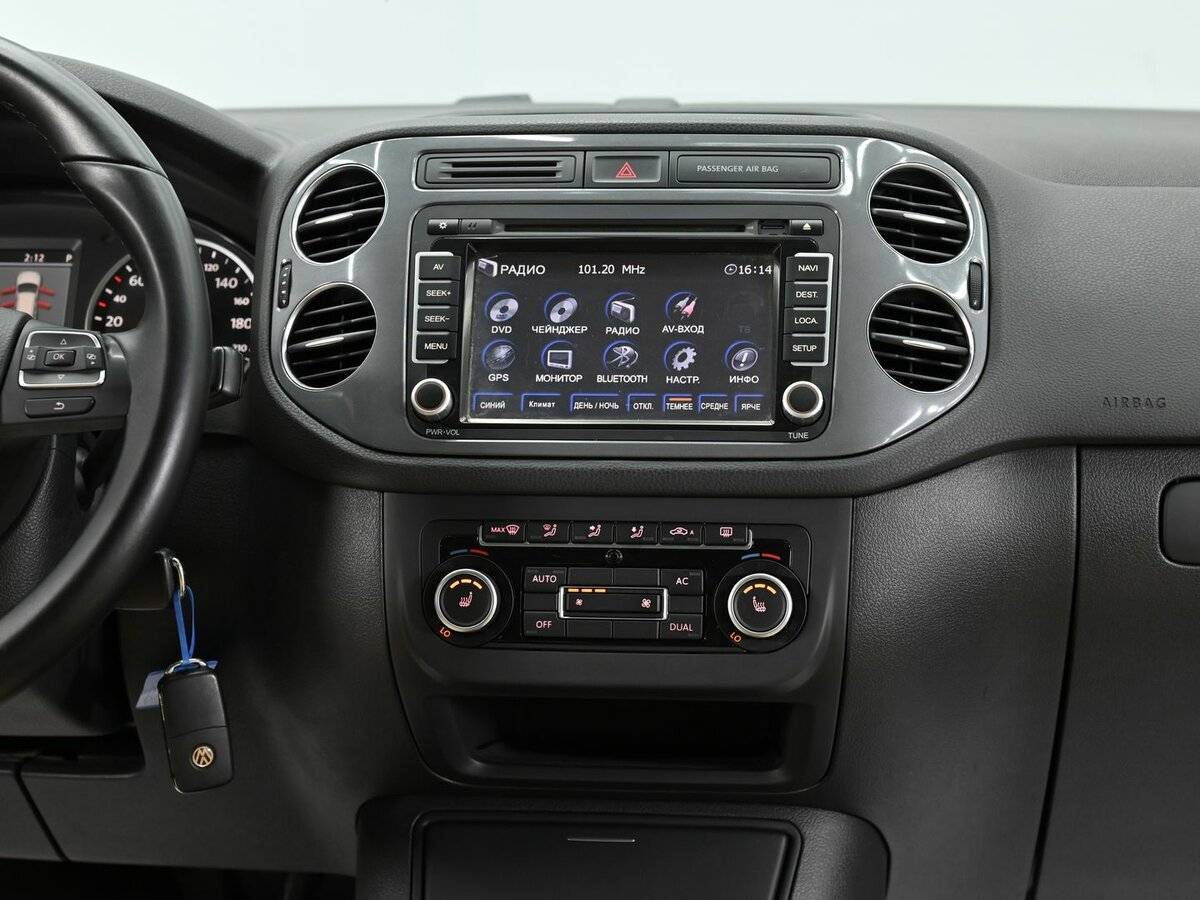 Volkswagen Tiguan, 2012 Фото №10