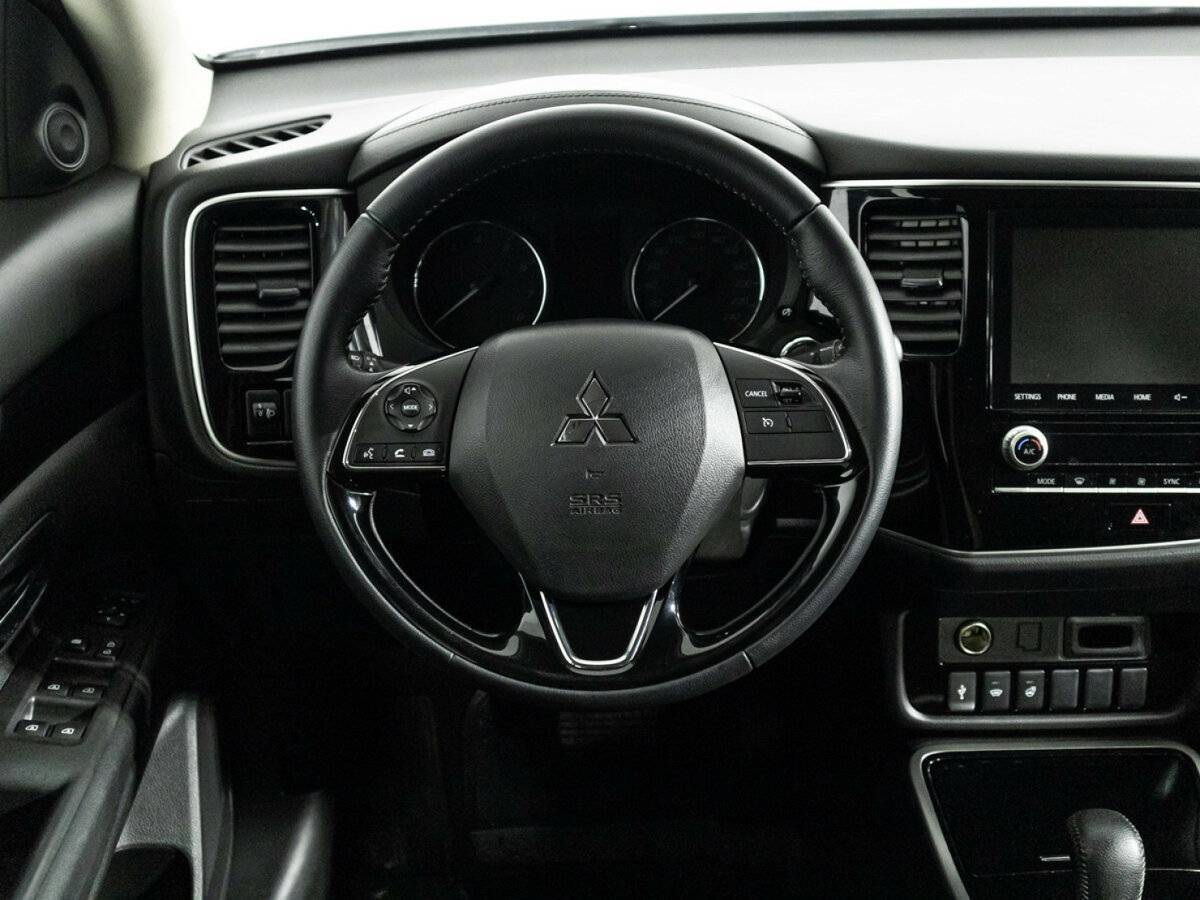 Mitsubishi Outlander, 2022 Фото №19