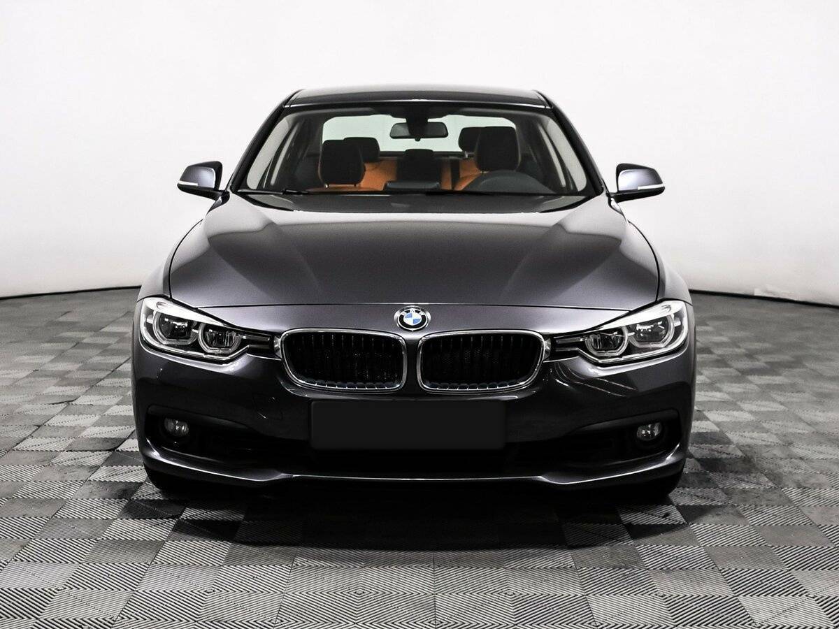 BMW 3 серии 320i, 2017 - 47 008 км. | Фото №2