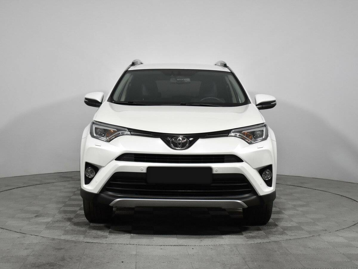Toyota RAV4, 2018 - 72 687 км. | Фото №2