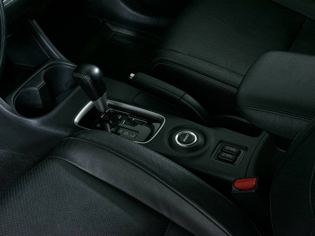 Mitsubishi Outlander, 2016 Фото №16