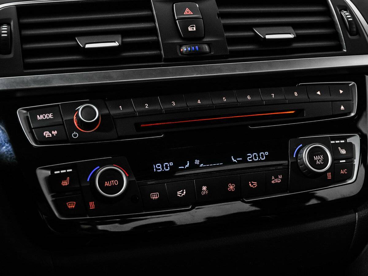 BMW 3 серии 320d xDrive, 2016 Фото №19