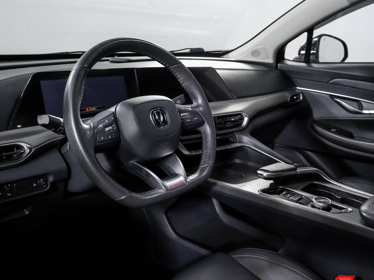 Changan UNI-T I, 2023 Фото №11