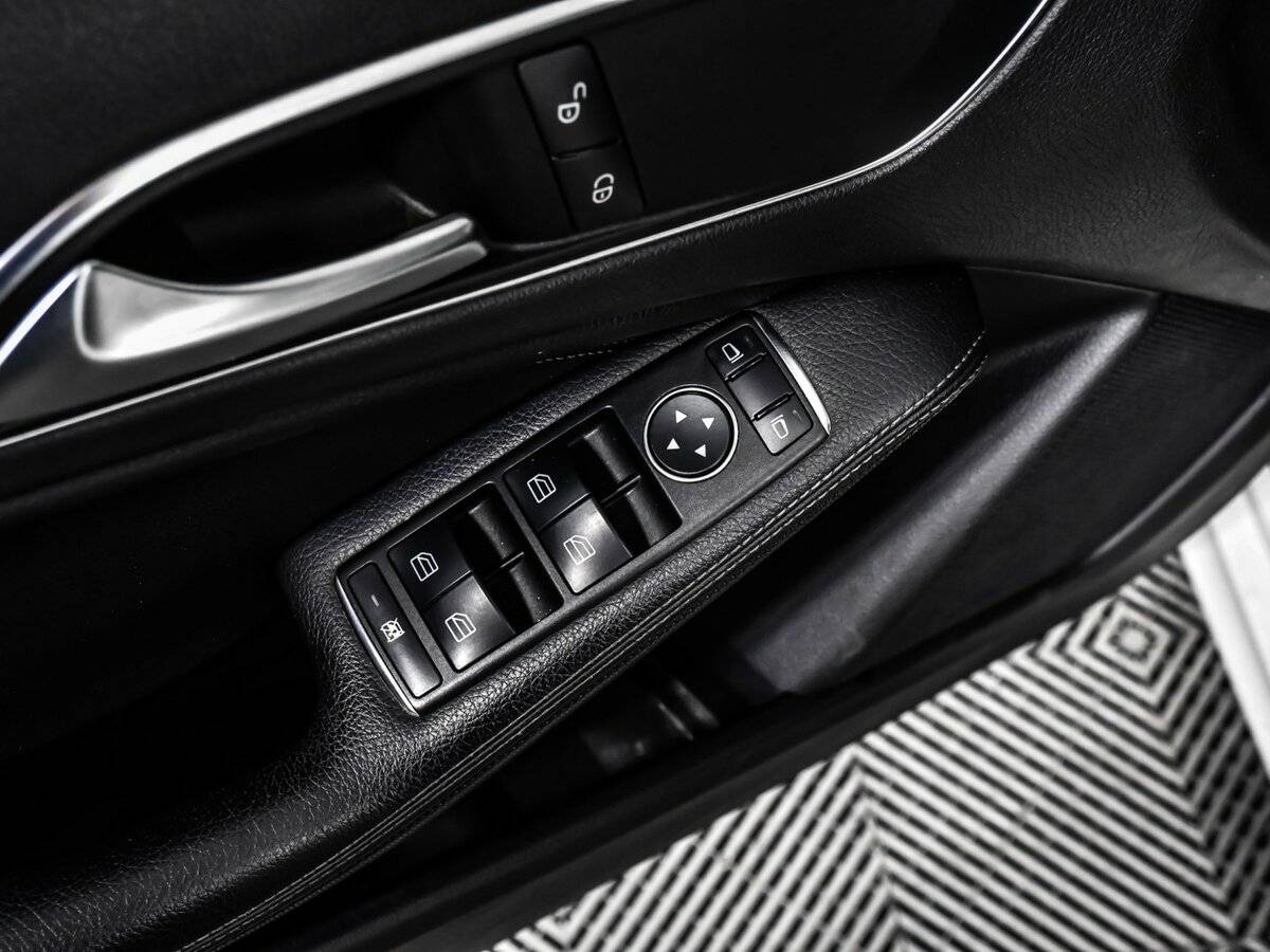 Mercedes-Benz A-Класс 180 III (W176), 2013 Фото №12