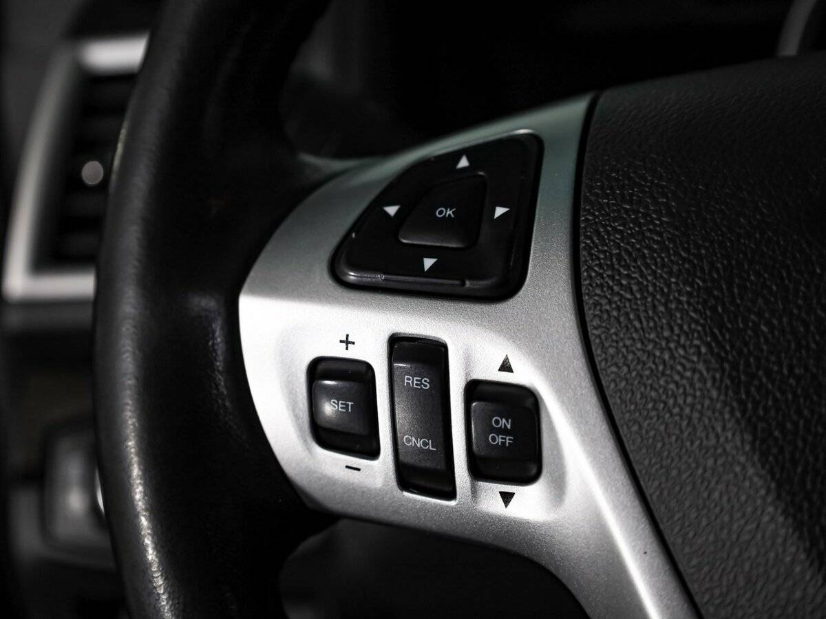 Ford Explorer V, 2013 Фото №15