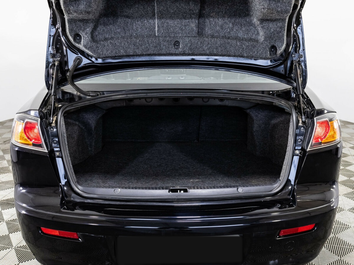 Mitsubishi Lancer X Рестайлинг, 2012 Фото №15