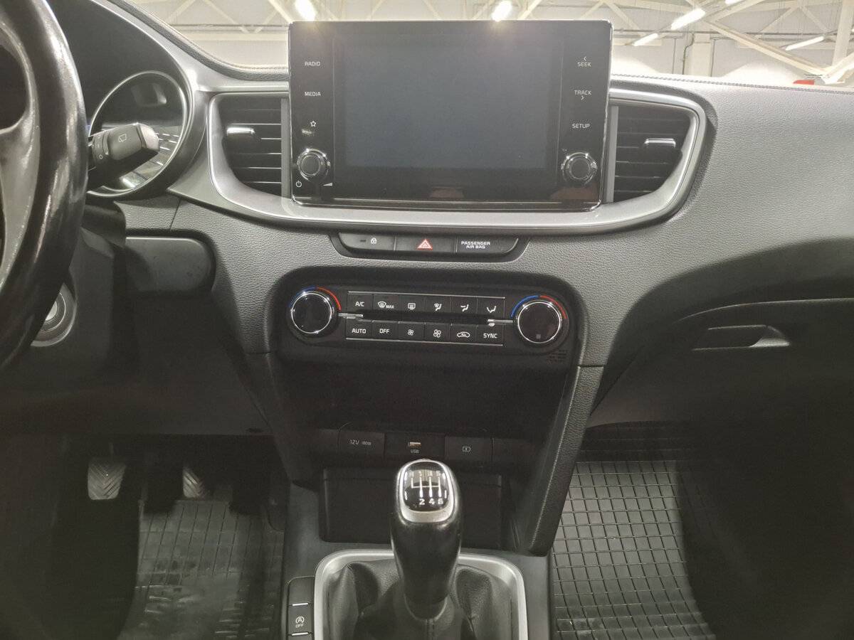 Kia Ceed III, 2019 Фото №15