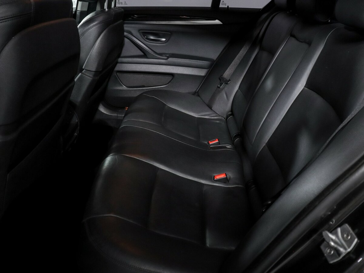 BMW 5 серии 528i xDrive VI (F10/F11/F07) Рестайлинг, 2014 Фото №8