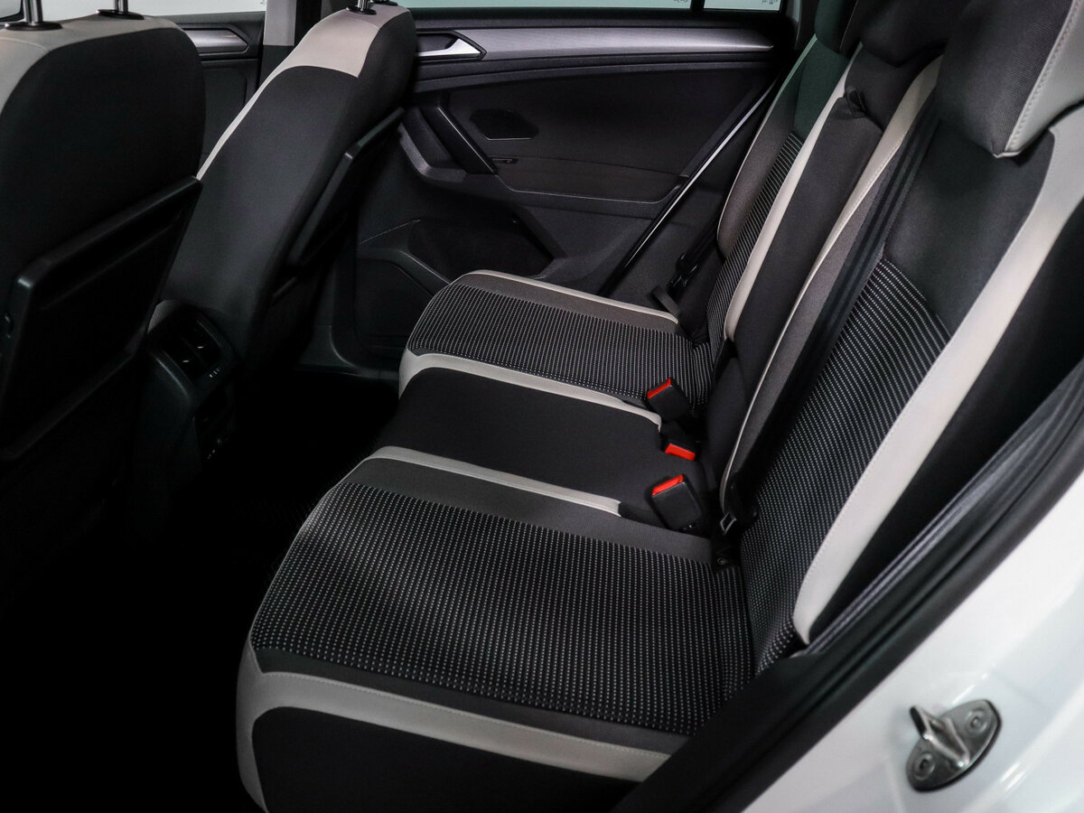 Volkswagen Tiguan II, 2020 Фото №8
