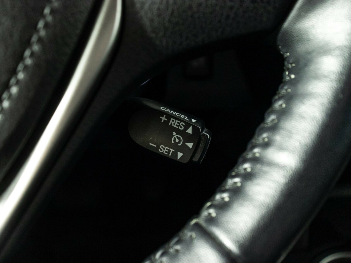 Toyota RAV4 IV (XA40) Рестайлинг, 2015 Фото №18