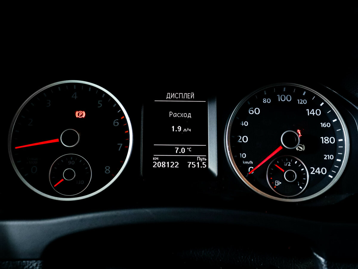 Volkswagen Tiguan I Рестайлинг, 2013 Фото №8