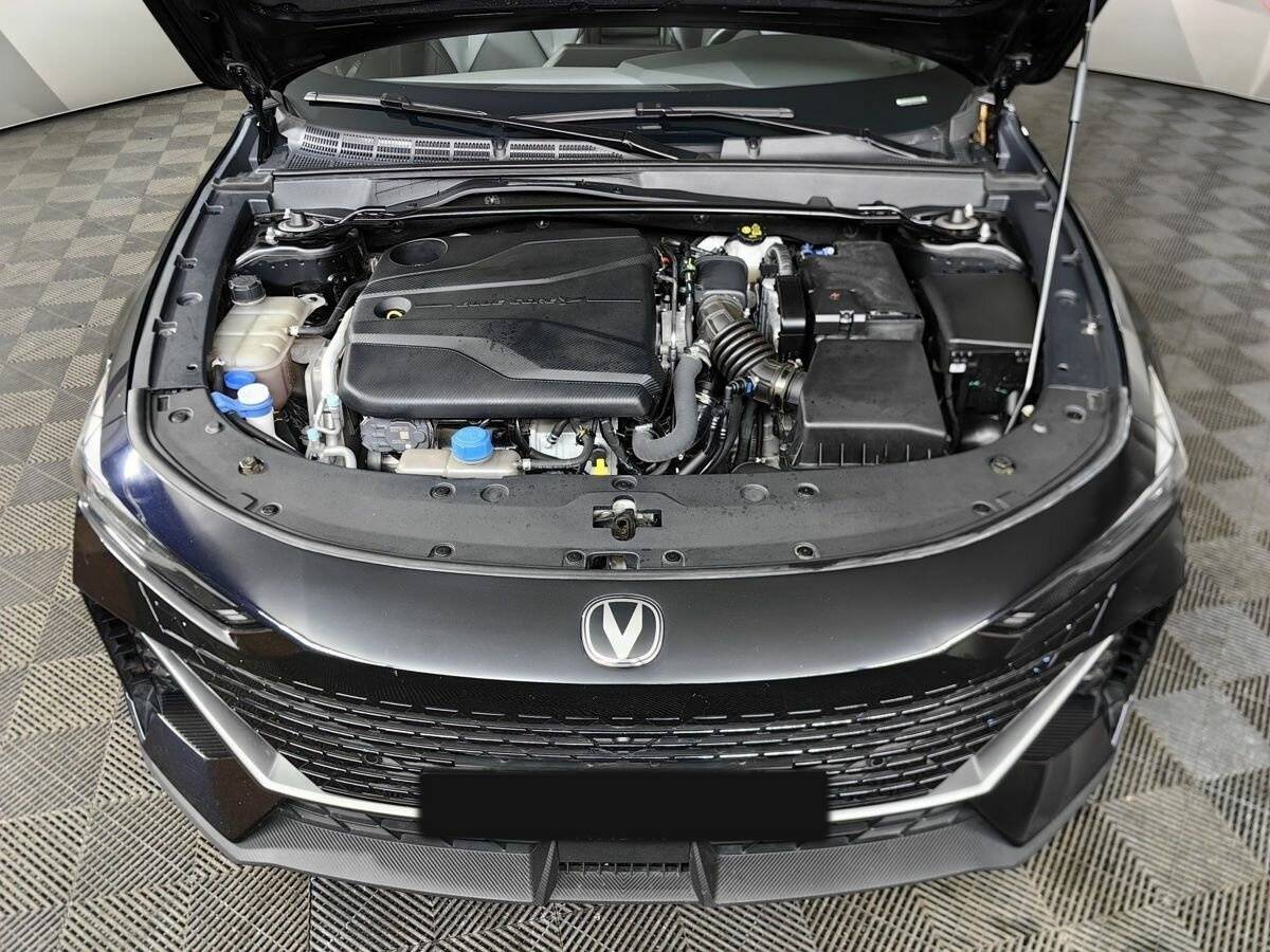 Changan UNI-V I, 2023 Фото №18